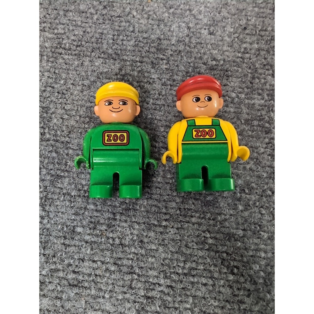 (2) Lego DUPLO Replacement Zoo Employee Figures Green‎ & Yellow 4555
